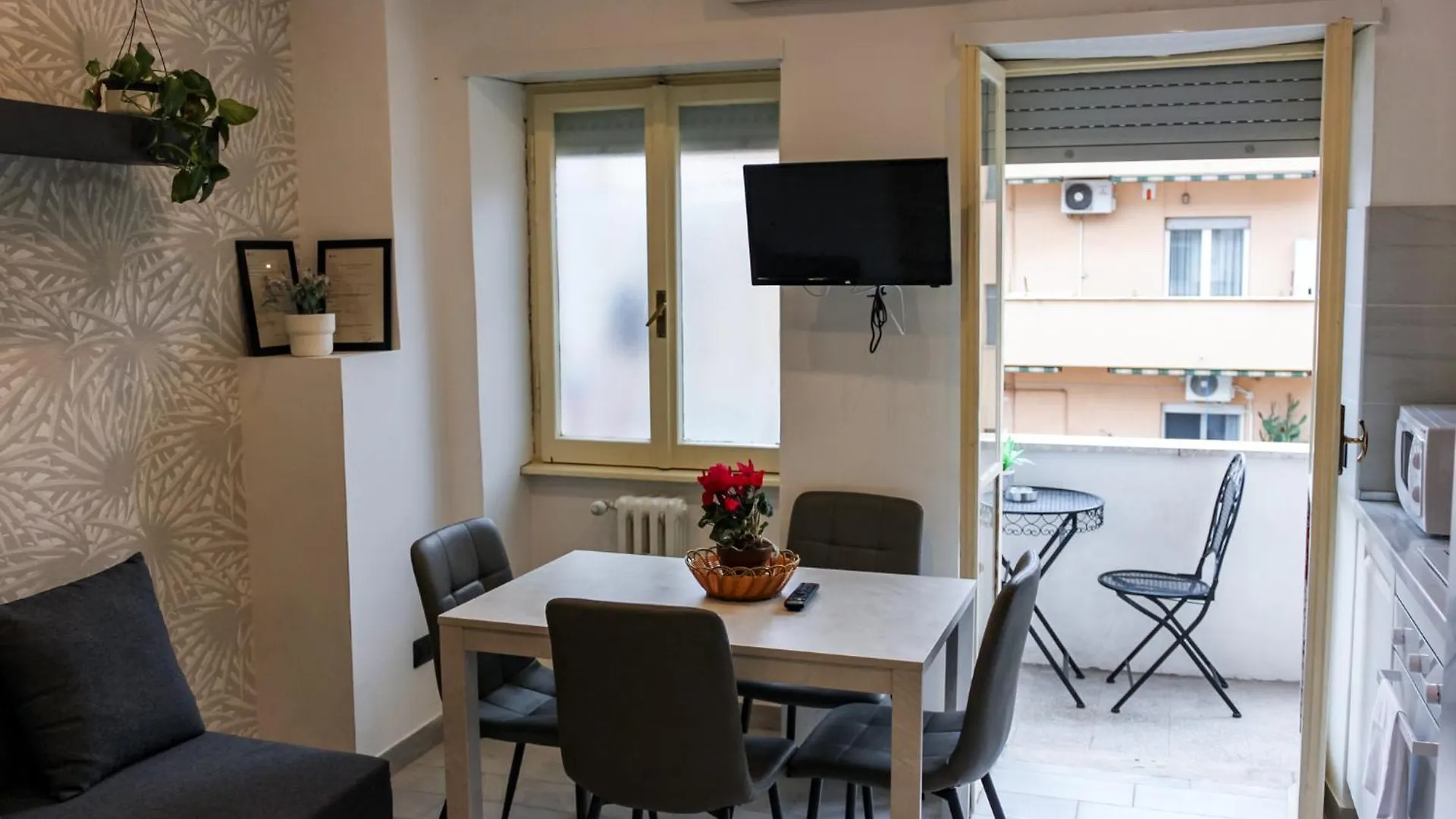 Domus Marconi Roma Apartment