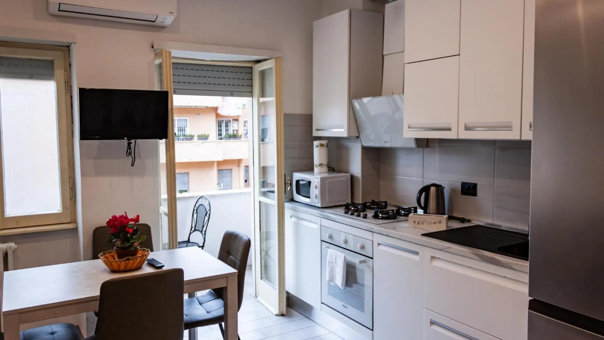 Domus Marconi Roma Apartment Italy
